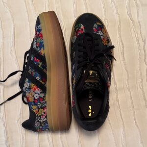 adidas Black Floral Sneakers with Brown Sole